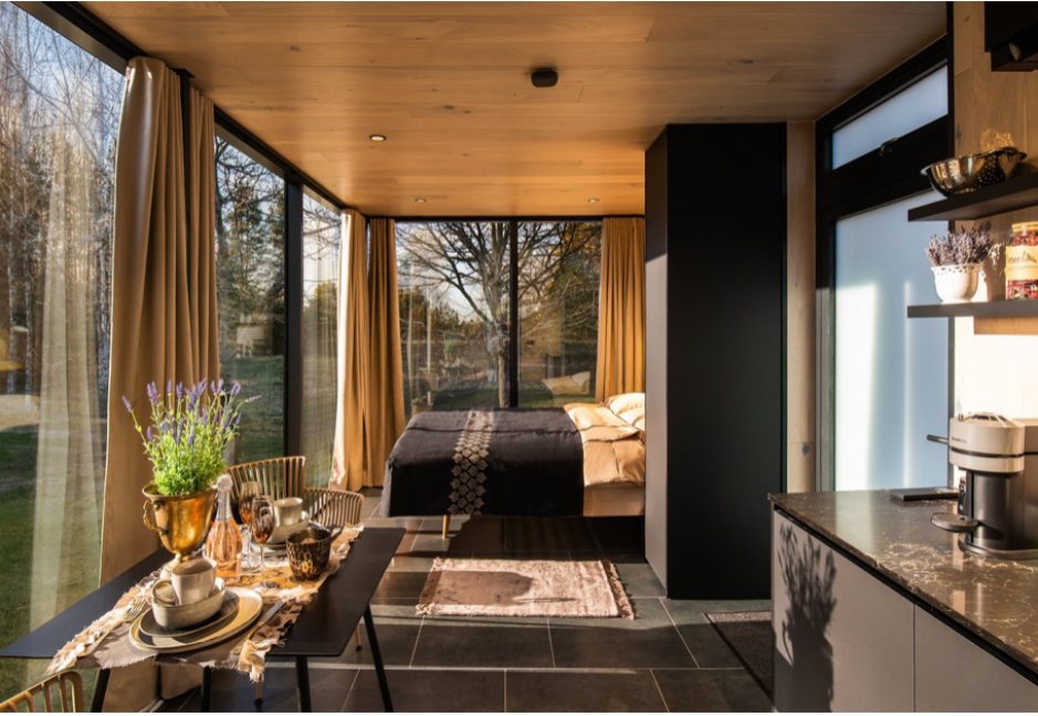 OOD-Hous, Роосисааре, Эстония